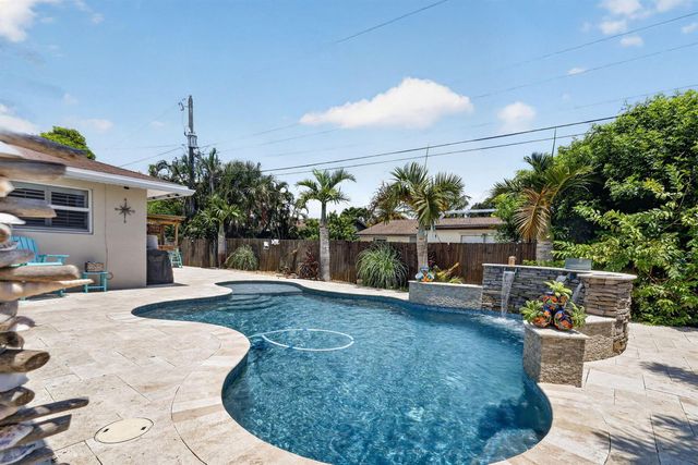 2843 Worcester Road, Lake Worth, FL 33462