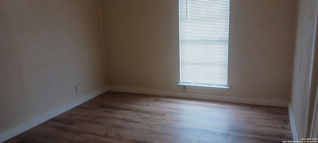 1447 EDRIS DR, San Antonio, TX 78224