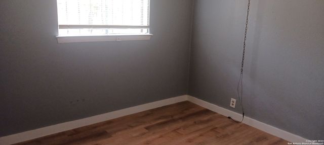 1447 EDRIS DR, San Antonio, TX 78224