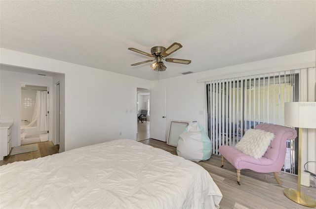 952 N BENEVA ROAD V-23, Sarasota, FL 34232