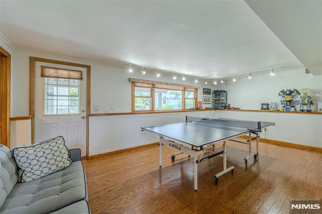 22 Cypress Lane, Paramus, NJ 07652