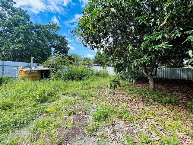 16050 NW 45th Ave, Miami Gardens, FL 33054