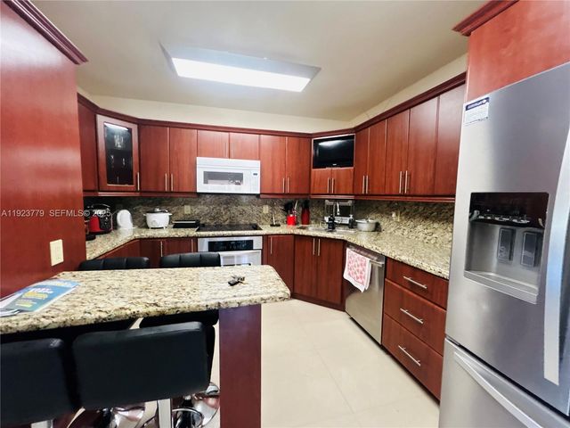 16050 NW 45th Ave, Miami Gardens, FL 33054