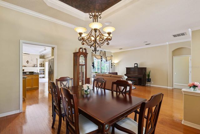 6109 KINGBIRD MANOR DRIVE, Lithia, FL 33547