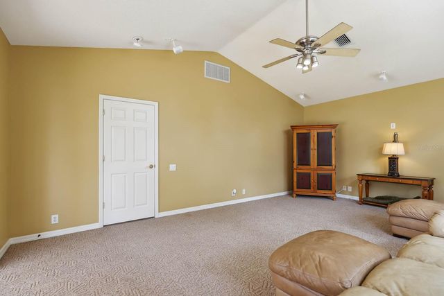 6109 KINGBIRD MANOR DRIVE, Lithia, FL 33547