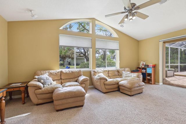 6109 KINGBIRD MANOR DRIVE, Lithia, FL 33547