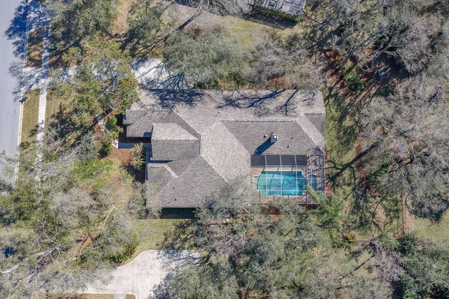 6109 KINGBIRD MANOR DRIVE, Lithia, FL 33547