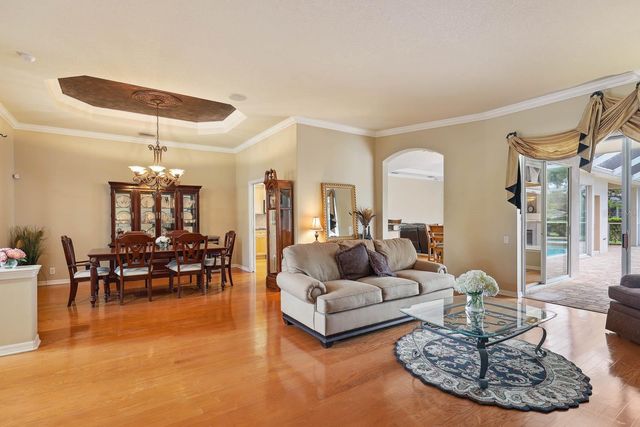 6109 KINGBIRD MANOR DRIVE, Lithia, FL 33547