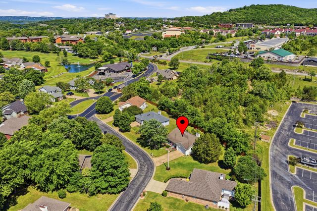 129 Lancashire Drive, Branson, MO 65616