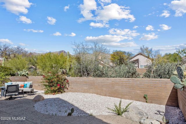 4045 E Via Del Mirlillo, Tucson, AZ 85718
