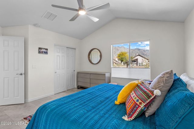 4045 E Via Del Mirlillo, Tucson, AZ 85718