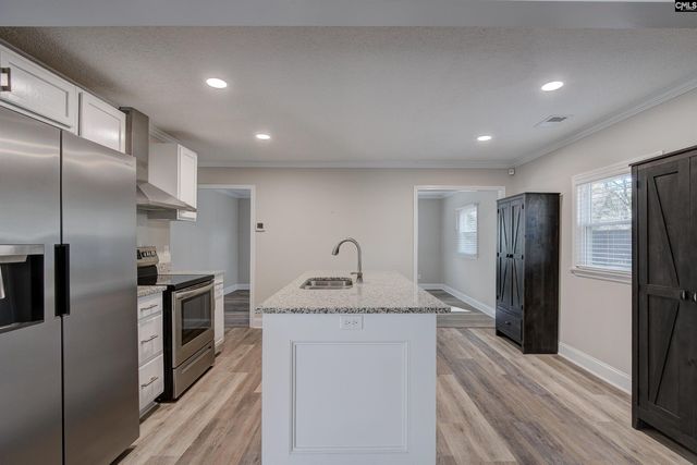 1616 Lakeview Avenue, Camden, SC 29020