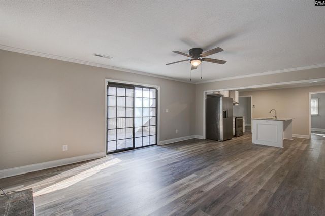 1616 Lakeview Avenue, Camden, SC 29020