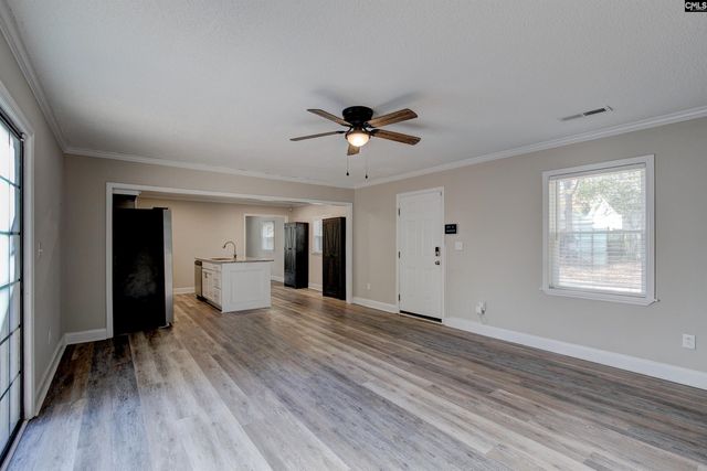 1616 Lakeview Avenue, Camden, SC 29020