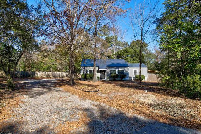 1616 Lakeview Avenue, Camden, SC 29020