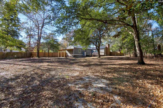 1616 Lakeview Avenue, Camden, SC 29020