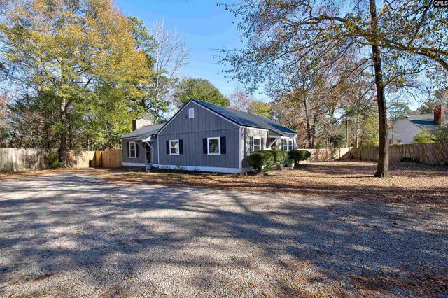 1616 Lakeview Avenue, Camden, SC 29020