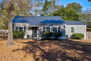 1616 Lakeview Avenue, Camden, SC 29020