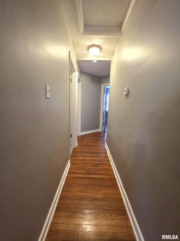 436 E HICKORY Grove, Quincy, IL 62305