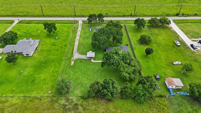 4911 Brister Parkway, Rosharon, TX 77583