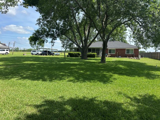 4911 Brister Parkway, Rosharon, TX 77583