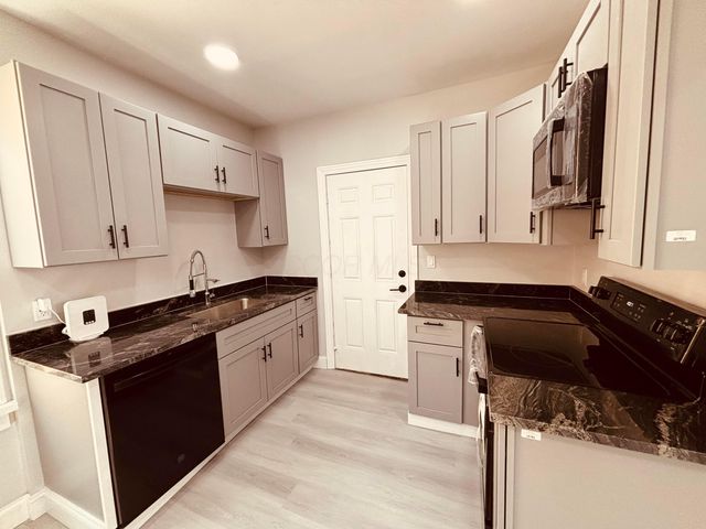 483 S Warren Avenue, Columbus, OH 43204