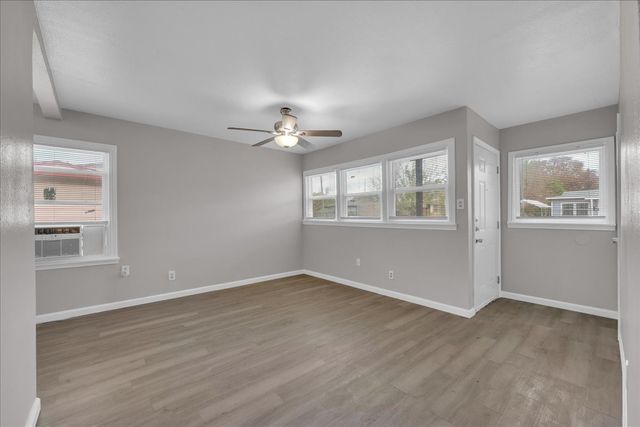 5528 Rickenbacker Place, Fort Worth, TX 76112