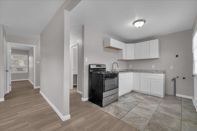 5528 Rickenbacker Place, Fort Worth, TX 76112