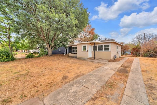 5528 Rickenbacker Place, Fort Worth, TX 76112