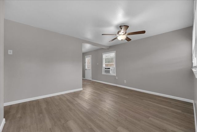 5528 Rickenbacker Place, Fort Worth, TX 76112