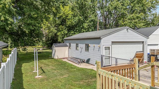 125 MAYER STREET, Neenah, WI 54956