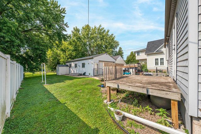 125 MAYER STREET, Neenah, WI 54956