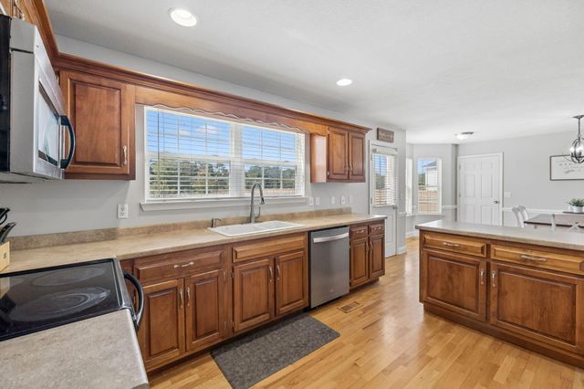 1718 Magnum Lane, Soddy Daisy, TN 37379