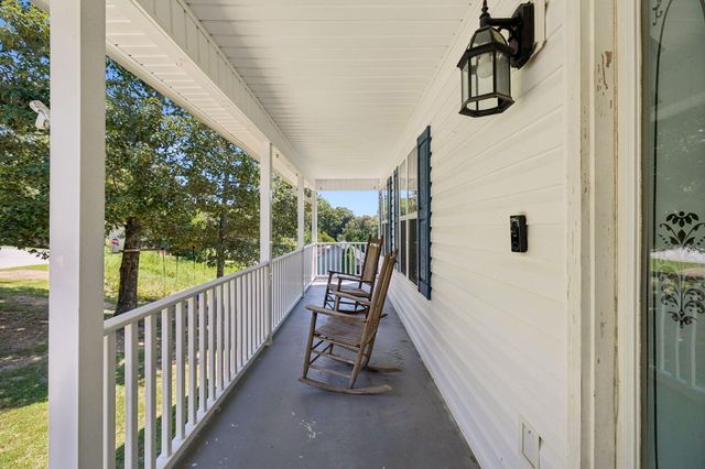 1718 Magnum Lane, Soddy Daisy, TN 37379