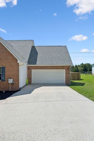 1718 Magnum Lane, Soddy Daisy, TN 37379