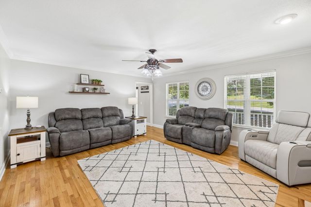 1718 Magnum Lane, Soddy Daisy, TN 37379