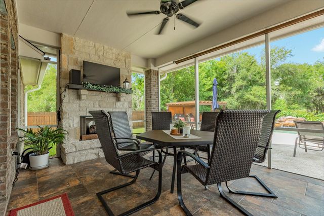 1208 Bronco Trail, Angleton, TX 77515