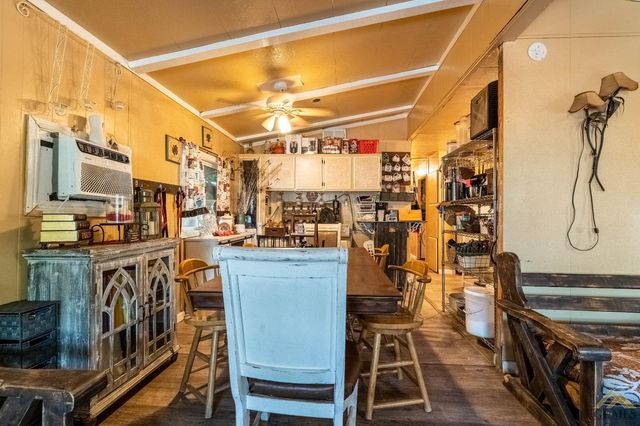 8300 Kern Canyon Road 117, Bakersfield, CA 93306