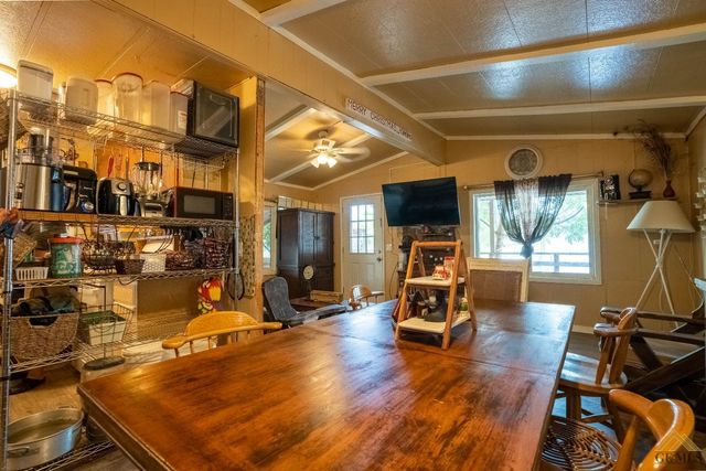 8300 Kern Canyon Road 117, Bakersfield, CA 93306