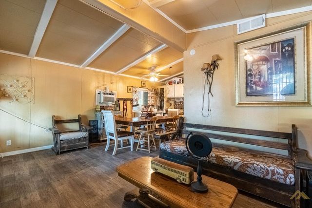 8300 Kern Canyon Road 117, Bakersfield, CA 93306