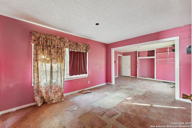 1932 E HIGHLAND BLVD, San Antonio, TX 78210