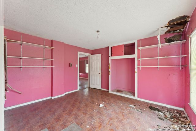 1932 E HIGHLAND BLVD, San Antonio, TX 78210