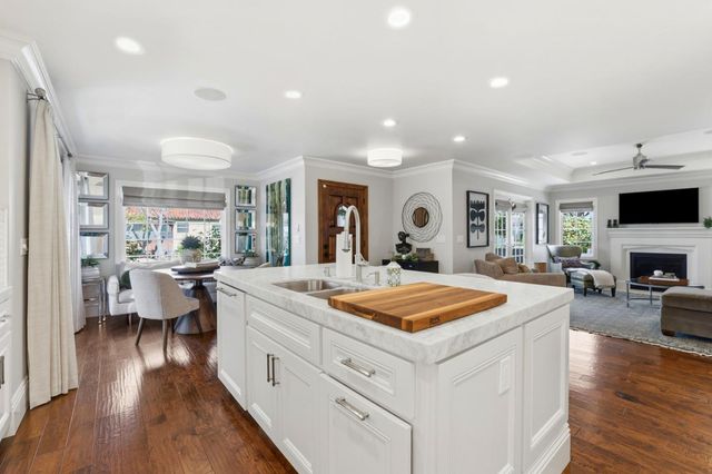 1152 Willow Glen Way, San Jose, CA 95125