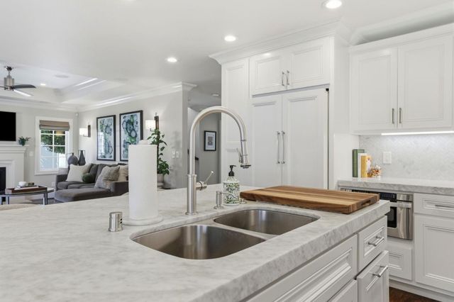 1152 Willow Glen Way, San Jose, CA 95125