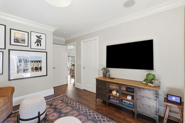 1152 Willow Glen Way, San Jose, CA 95125