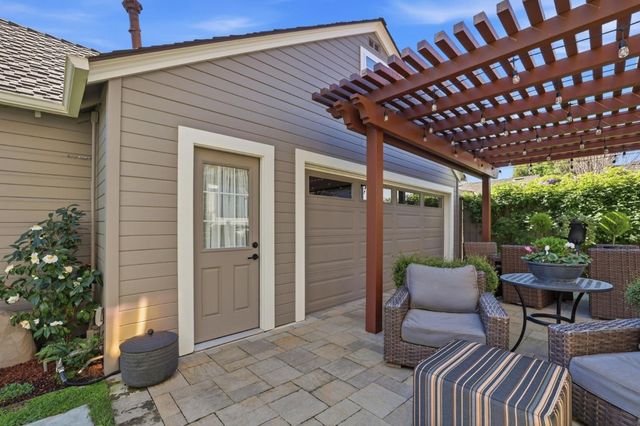 1152 Willow Glen Way, San Jose, CA 95125