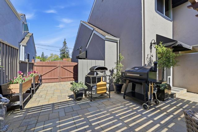 1152 Willow Glen Way, San Jose, CA 95125