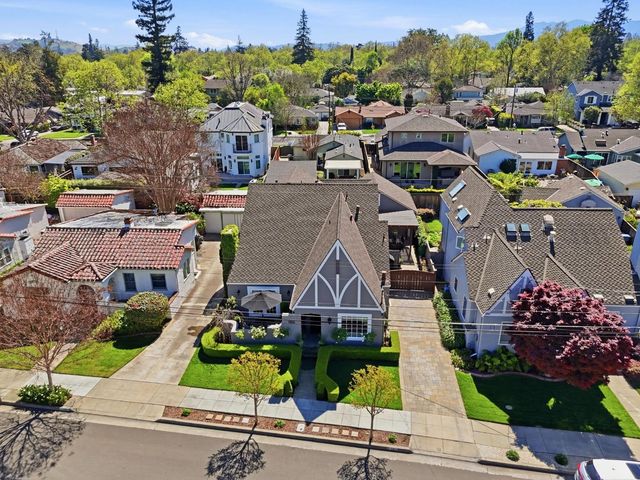 1152 Willow Glen Way, San Jose, CA 95125