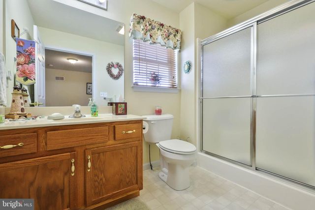 21 LANTERN LN, Shippensburg, PA 17257