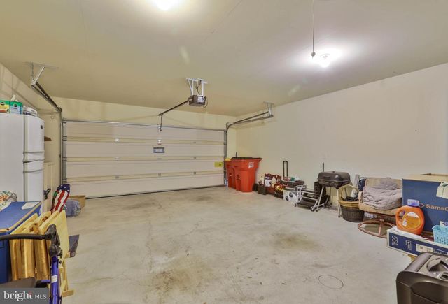 21 LANTERN LN, Shippensburg, PA 17257